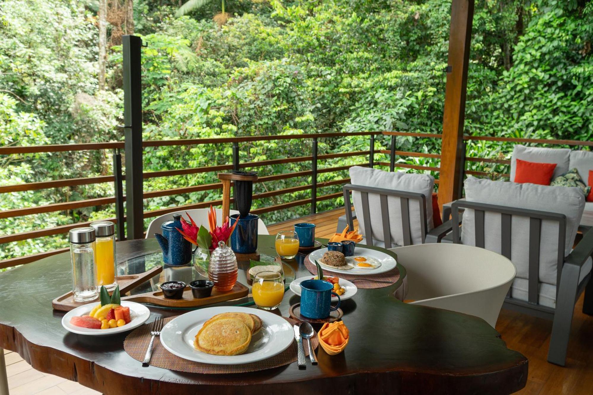 Ecolirios Boutique Hotel & Villas Guacimo  Екстер'єр фото